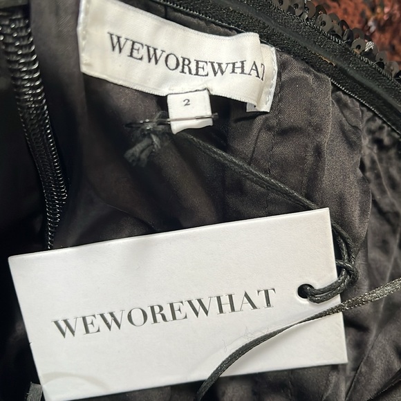 New WeWoreWhat Strapless Feathered Ombre Gown Sequin Size 2 - Picture 3 of 4